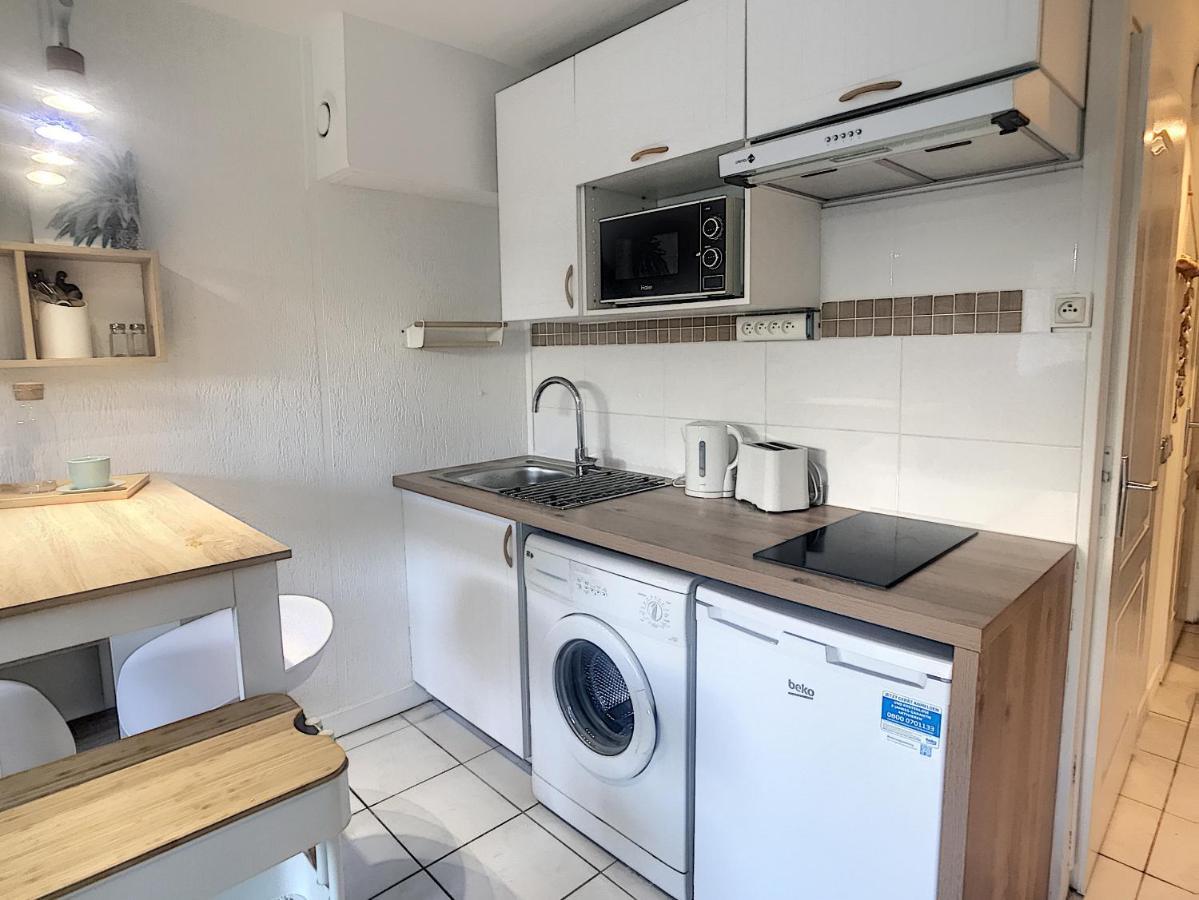 Golfe Juan Studio Dans Residence Avec Piscine Валорис Екстериор снимка